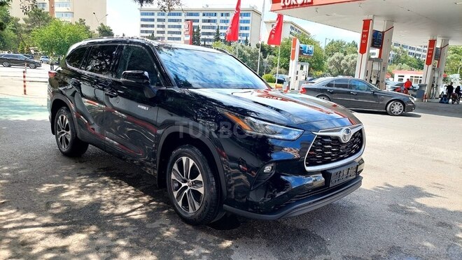 Toyota Highlander-2