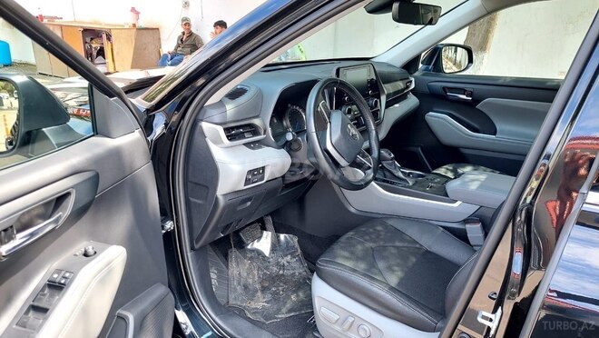 Toyota Highlander-10