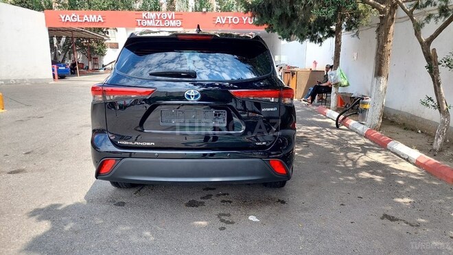 Toyota Highlander-5