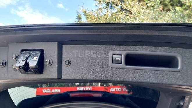 Toyota Highlander-13