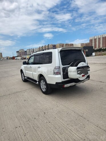 Mitsubishi Pajero 2008, 206,000 km - 3.0 l - Bakı