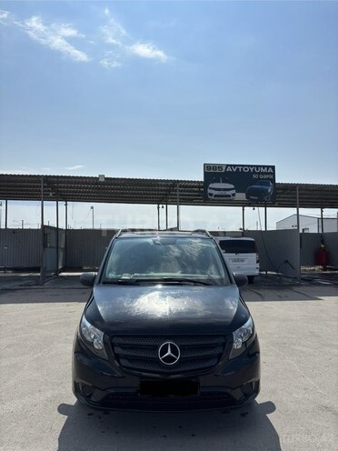Mercedes Vito 116 2018, 198,000 km - 2.2 л - Bakı