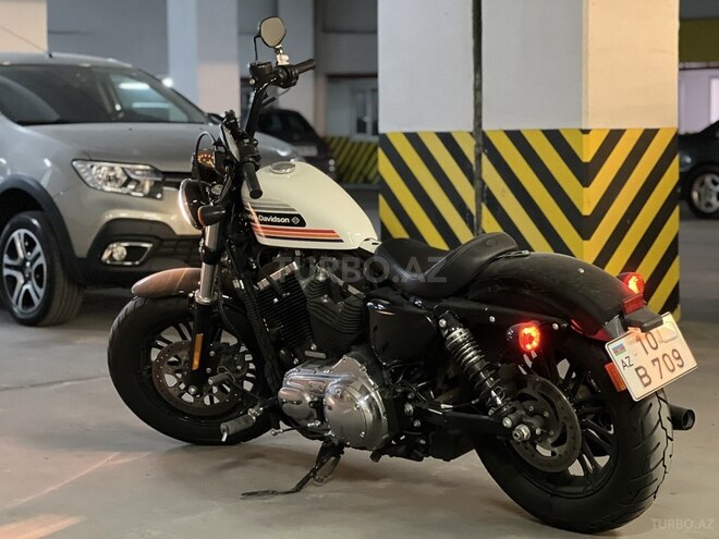 Harley-Davidson Sportster Forty Eight-3