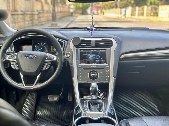 Ford Fusion (North America) 2016, 190,000 km - 2.0 л - Bakı