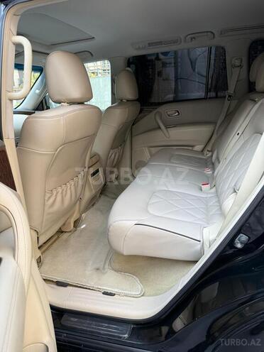 Nissan Patrol 2010, 27,500 km - 5.6 l - Bakı
