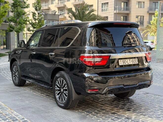Nissan Patrol 2010, 27,500 km - 5.6 l - Bakı