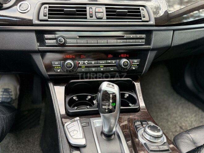 BMW 520-12