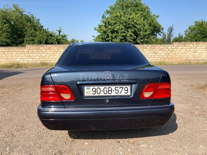 Mercedes E 320 1995, 370,000 km - 3.2 l - Tovuz
