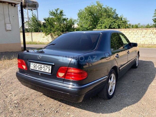 Mercedes E 320 1995, 370,000 km - 3.2 l - Tovuz