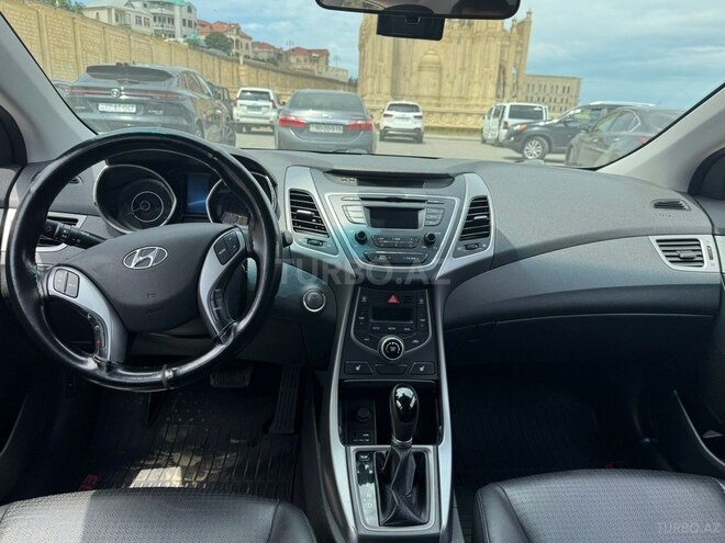 Hyundai Avante 2015, 186,000 km - 1.6 l - Bakı