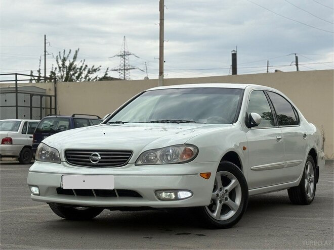 Nissan Maxima-1