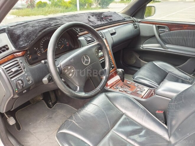 Mercedes E 240 2000, 362,000 km - 2.4 l - Bakı