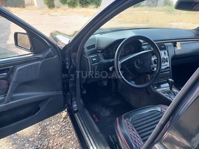 Mercedes E 230 1997, 255,566 km - 2.3 l - Sumqayıt