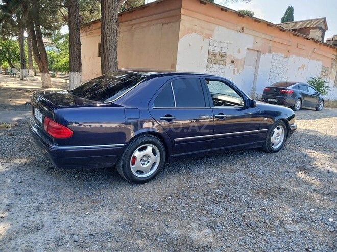 Mercedes E 230 1997, 255,566 km - 2.3 l - Sumqayıt