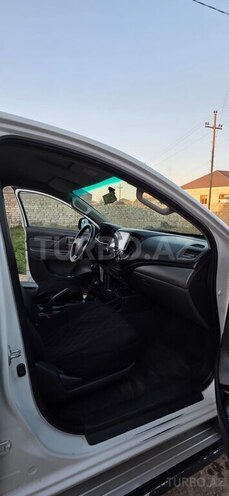Mitsubishi L200 2018, 188,547 km - 2.4 л - Bakı