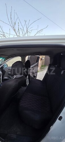 Mitsubishi L200 2018, 188,547 km - 2.4 л - Bakı