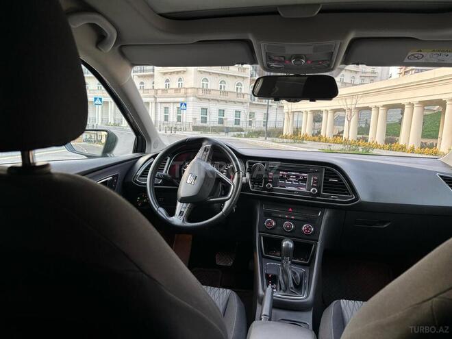 SEAT Leon-8