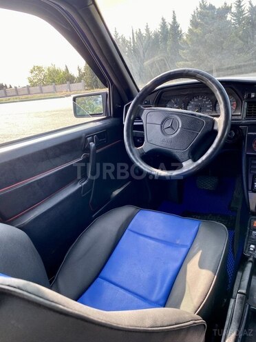 Mercedes 190 1992, 345,678 km - 2.3 l - Bakı