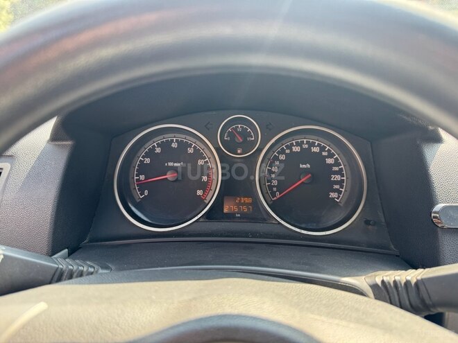 Opel Astra 2004, 276,000 km - 1.4 l - Bakı