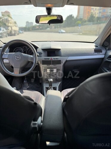 Opel Astra 2004, 276,000 km - 1.4 l - Bakı