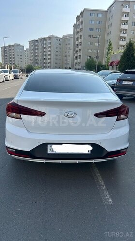 Hyundai Avante 2019, 15,300 km - 1.6 л - Bakı