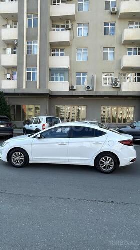 Hyundai Avante 2019, 15,300 km - 1.6 л - Bakı