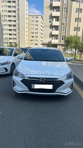 Hyundai Avante 2019, 15,300 km - 1.6 л - Bakı
