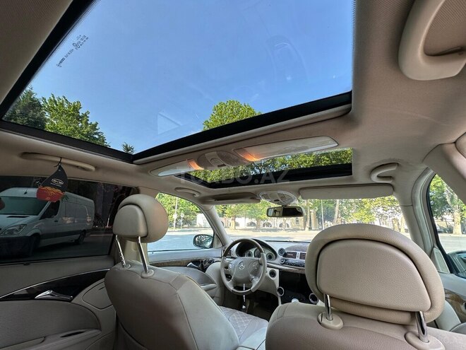 Mercedes E 240 2004, 249,000 km - 2.6 l - Mingəçevir