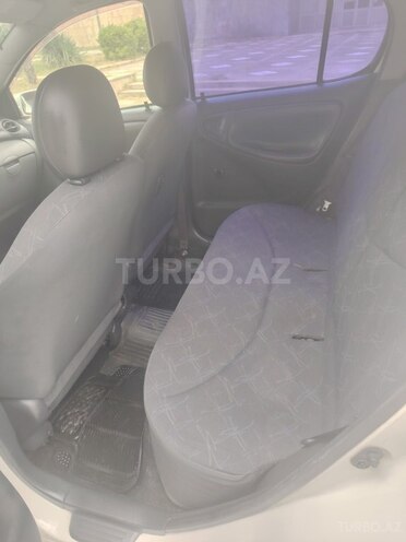 Toyota Vitz 2002, 266,000 km - 1.0 l - Bakı