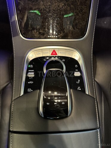Mercedes S 560 4MATIC 2018, 105,000 km - 4.0 l - Bakı