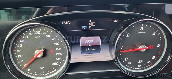 Mercedes E 220 d 2018, 136,000 km - 2.0 l - Bakı