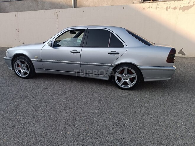 Mercedes C 220 d 1999, 380,000 km - 2.2 л - Bakı