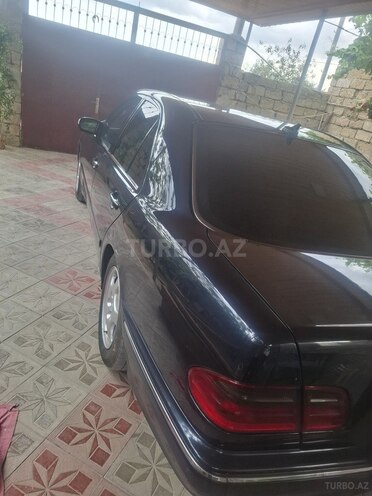 Mercedes E 220 1999, 380,000 km - 2.2 l - Bakı
