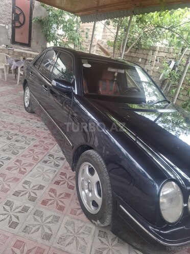 Mercedes E 220 1999, 380,000 km - 2.2 l - Bakı