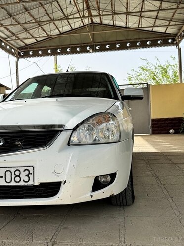 LADA (VAZ) Priora 2015, 130,000 km - 1.6 l - Salyan