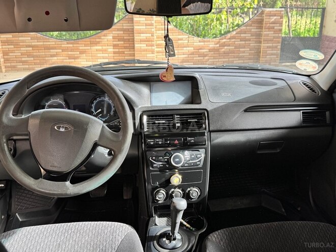LADA (VAZ) Priora 2015, 130,000 km - 1.6 l - Salyan