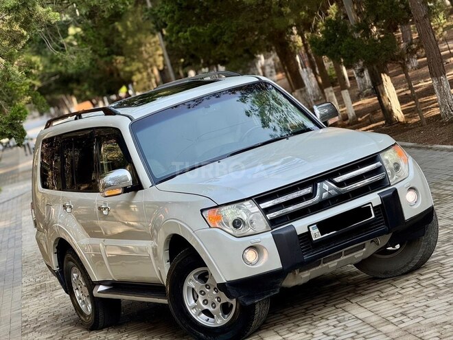Mitsubishi Pajero 2007, 193,702 km - 3.0 л - Bakı