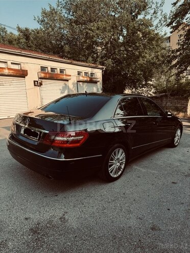 Mercedes E 300 d 2010, 366,000 km - 3.0 l - Bakı