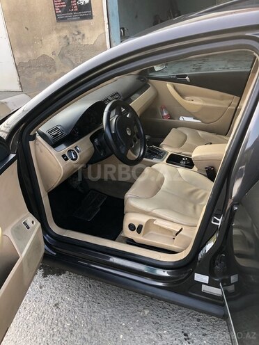 Volkswagen Passat 2006, 674,682 km - 2.0 l - Bakı