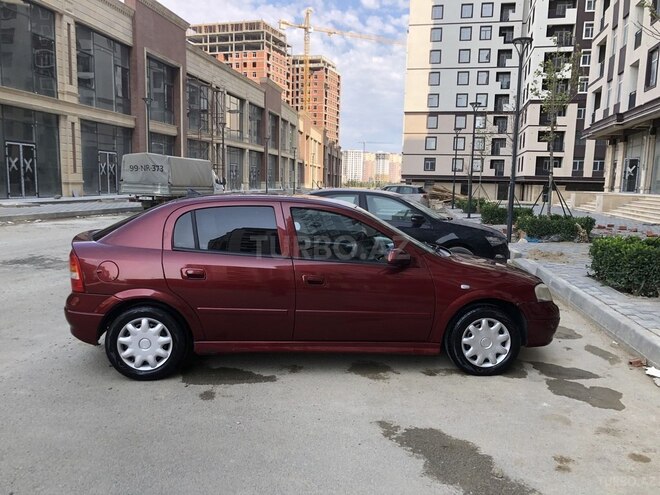 Opel Astra 2000, 250,000 km - 1.6 л - Bakı