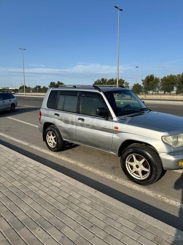 Mitsubishi Pajero io 1999, 291,000 km - 1.8 l - Bakı