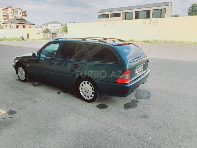 Mercedes C 180 1999, 455,555 km - 2.0 l - Salyan