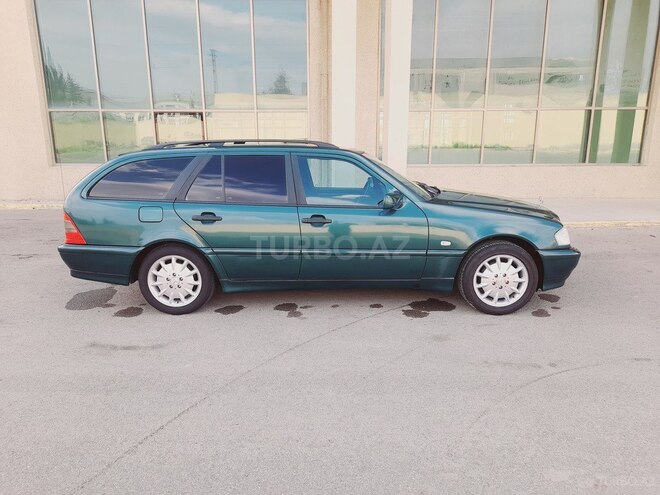 Mercedes C 180 1999, 455,555 km - 2.0 l - Salyan