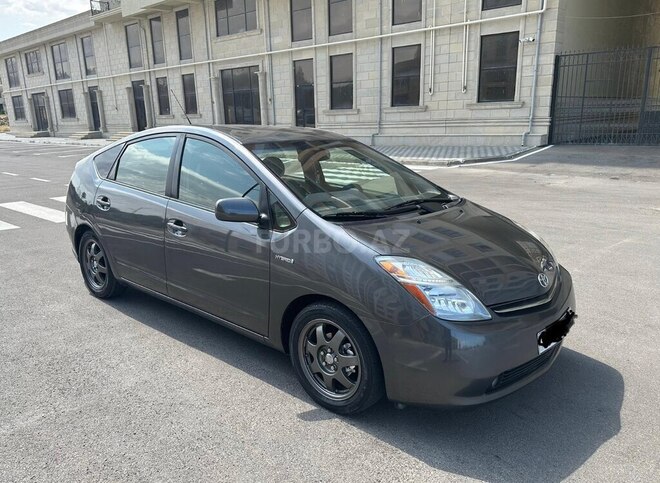 Toyota Prius-7