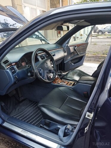 Mercedes E 220 d 2000, 450,000 km - 2.2 l - Yevlax