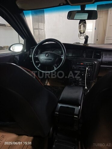 Opel Vectra 1998, 367,000 km - 1.6 l - Bakı