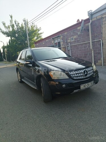 Mercedes ML 350 4MATIC 2005, 331,000 km - 3.5 l - Gəncə
