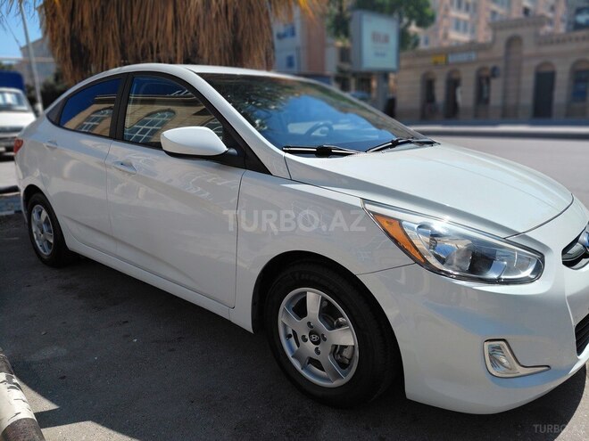 Hyundai Accent 2017, 136,794 km - 1.6 l - Bakı