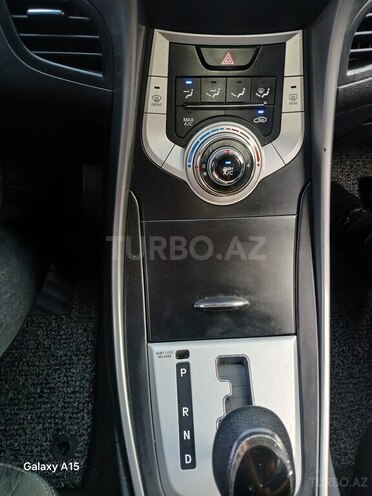 Hyundai Elantra 2011, 297,123 km - 1.6 l - Bakı
