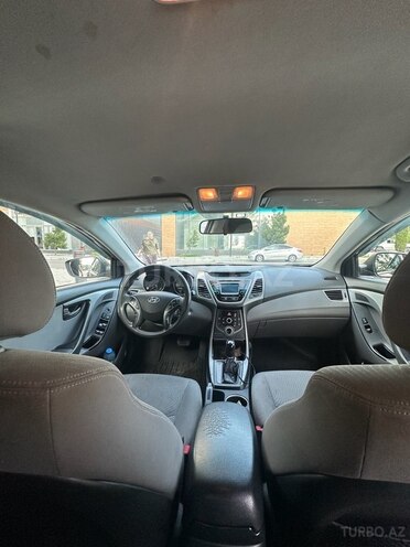 Hyundai Elantra 2015, 124,400 km - 1.8 л - Bakı